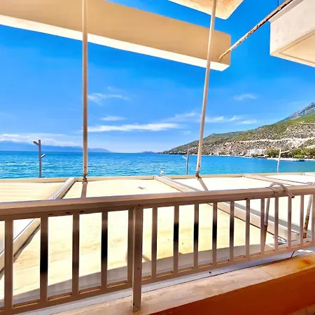 1br Beachside *