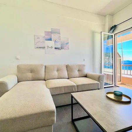 1br Beachside Appartement Loutráki