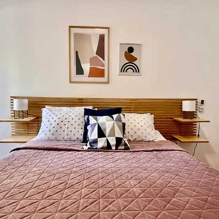 1br Beachside Appartement Loutráki